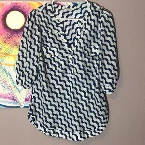 41 Hawthorne Stitch Fix Popover Top in Beach Waves